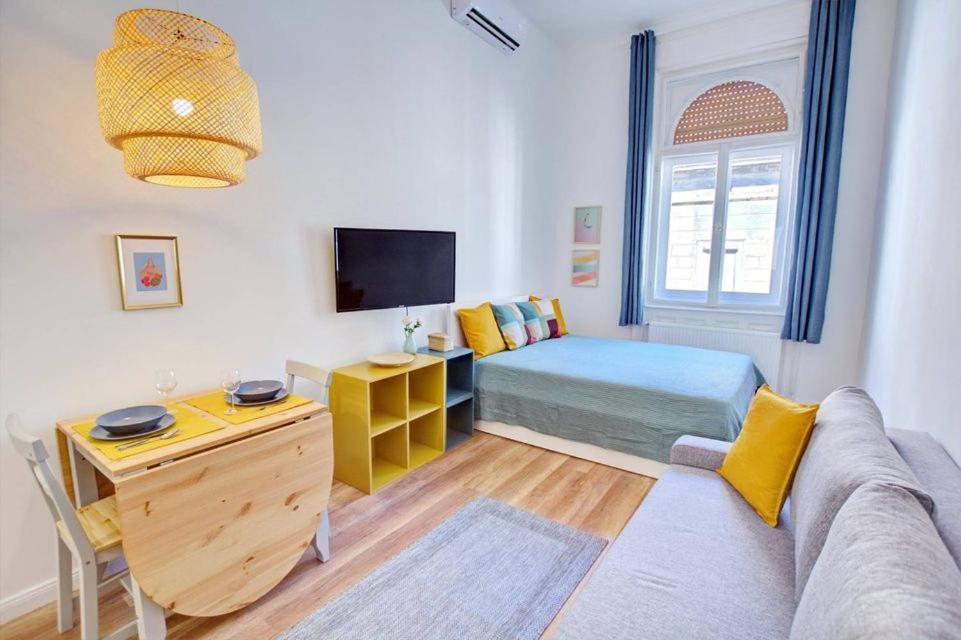 Pau Stylish Studios In The Heart Of Budapest Exterior foto